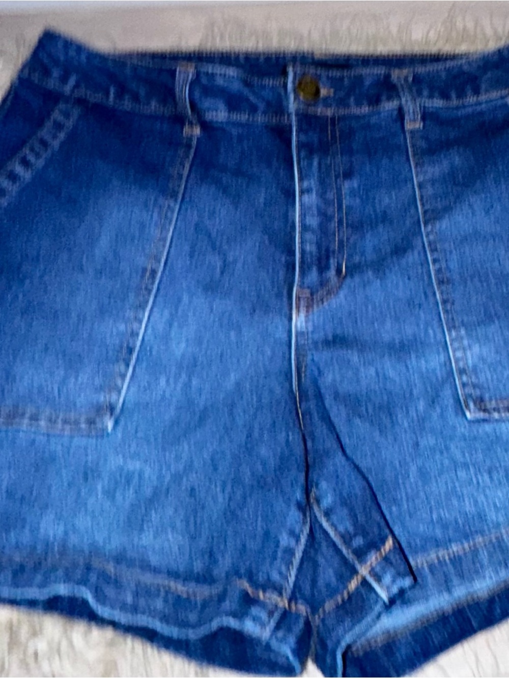d.jeans Women’s Size 12 Denim Utility Shorts Stretch Patch Pockets